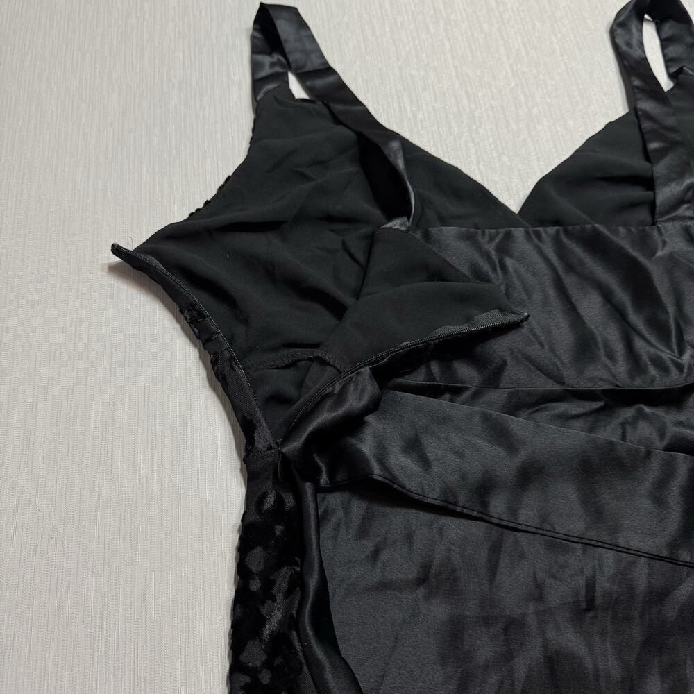 Vintaage  Babydoll Velvet Burn Out Cami by Mixit Surplice Top Size Large Black - Picture 6 of 10